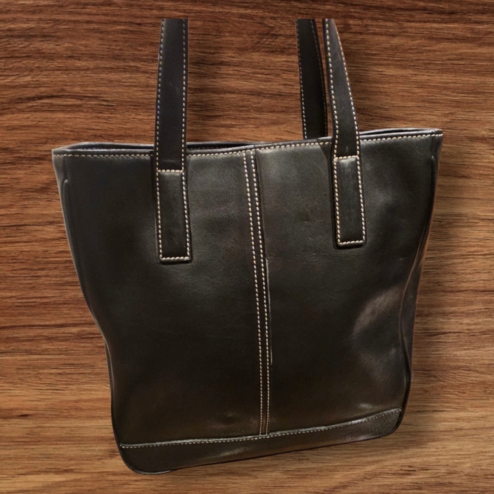 Coach Vintage Hampton Black Leather Tote with Plush Charm - Picture 3 of 5